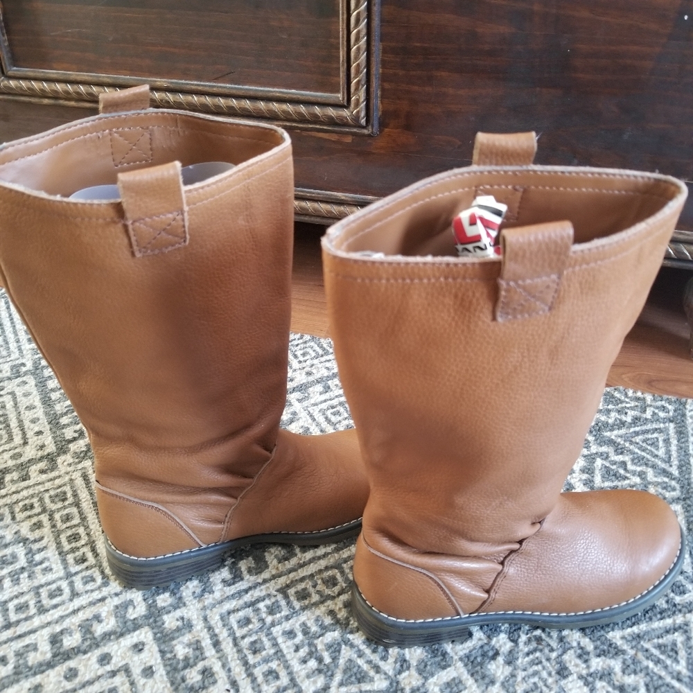 Girls Gap leather boots NWOT